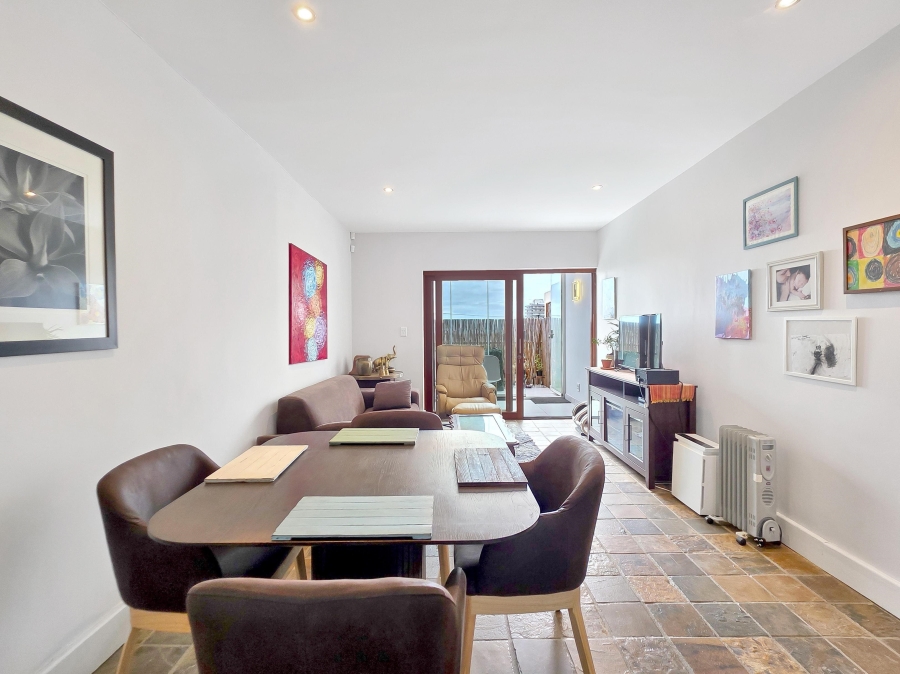 2 Bedroom Property for Sale in Three Anchor Bay Western Cape